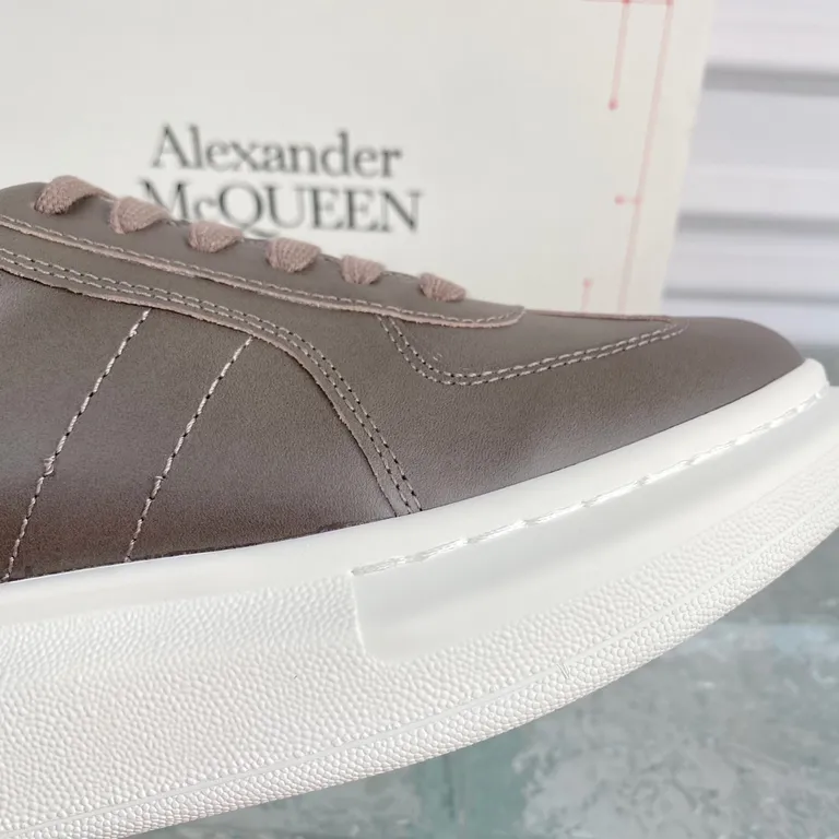 Alexander McQueen Shoe 